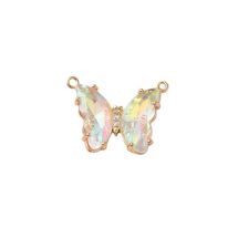 Metallilinkki/maskotti perhonen 1,7x2,3 cm 18k kullattu messinki/ kuutioitu zirkonia Crystal AB 1 kpl